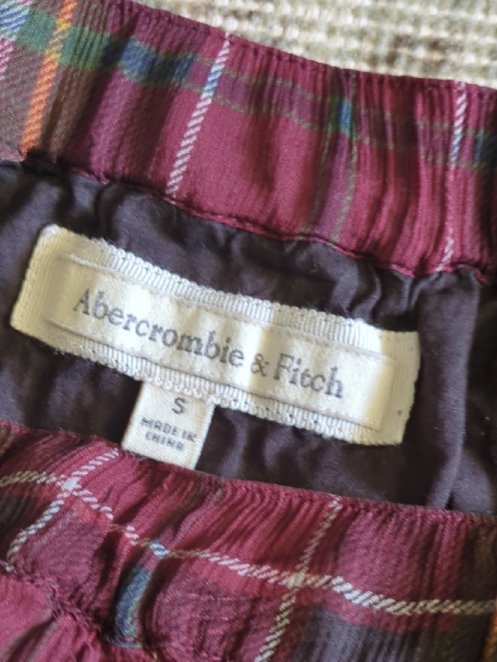 Abercrombie & Fitch Vintage Silk Burgundy Plaid Tiered Mini Skirt - Picture 2 of 4